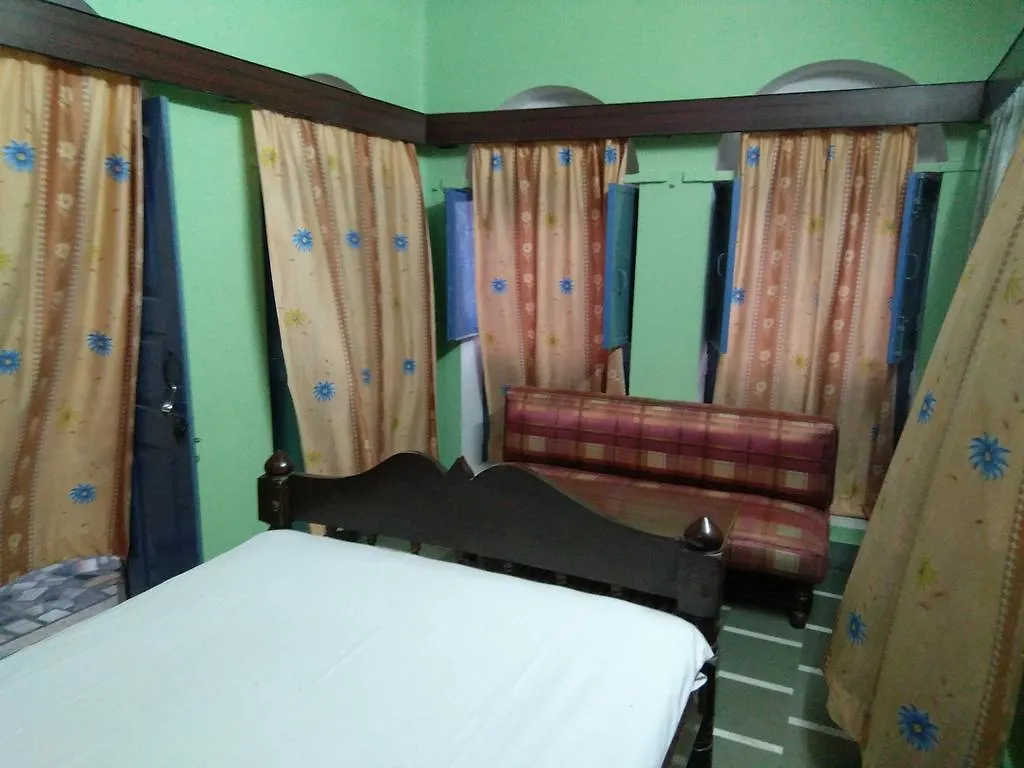 Olya Guest House Varanasi 0*,