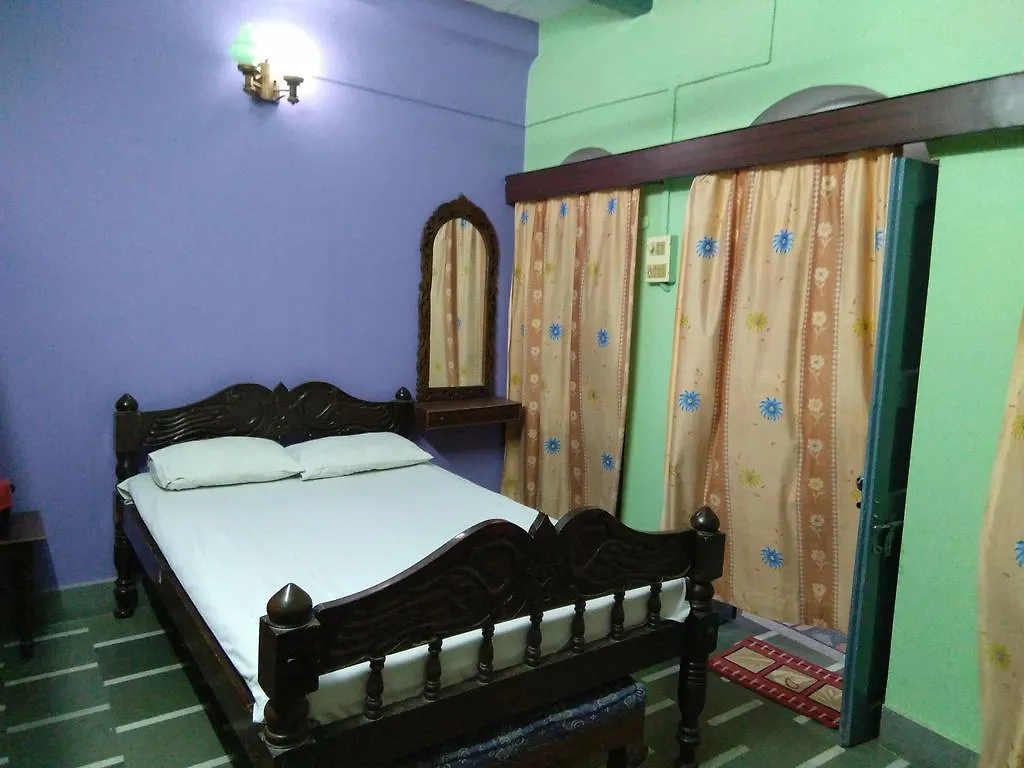 Olya Guest House Varanasi